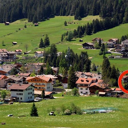 Casa Guido E Laura Lejlighed Pozza di Fassa Eksteriør billede